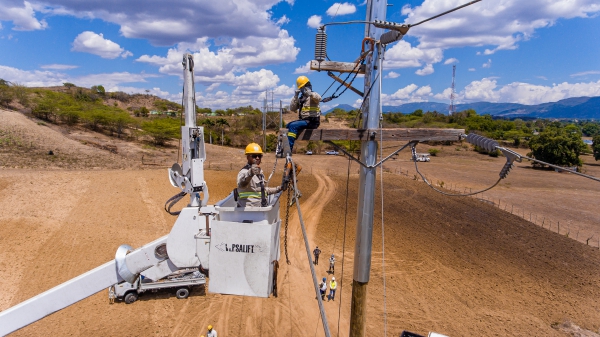 Mantenimiento Preventivo En Las Líneas 69 Kv Villa Duarte Invivienda Y 69 Kv Boca Chica San